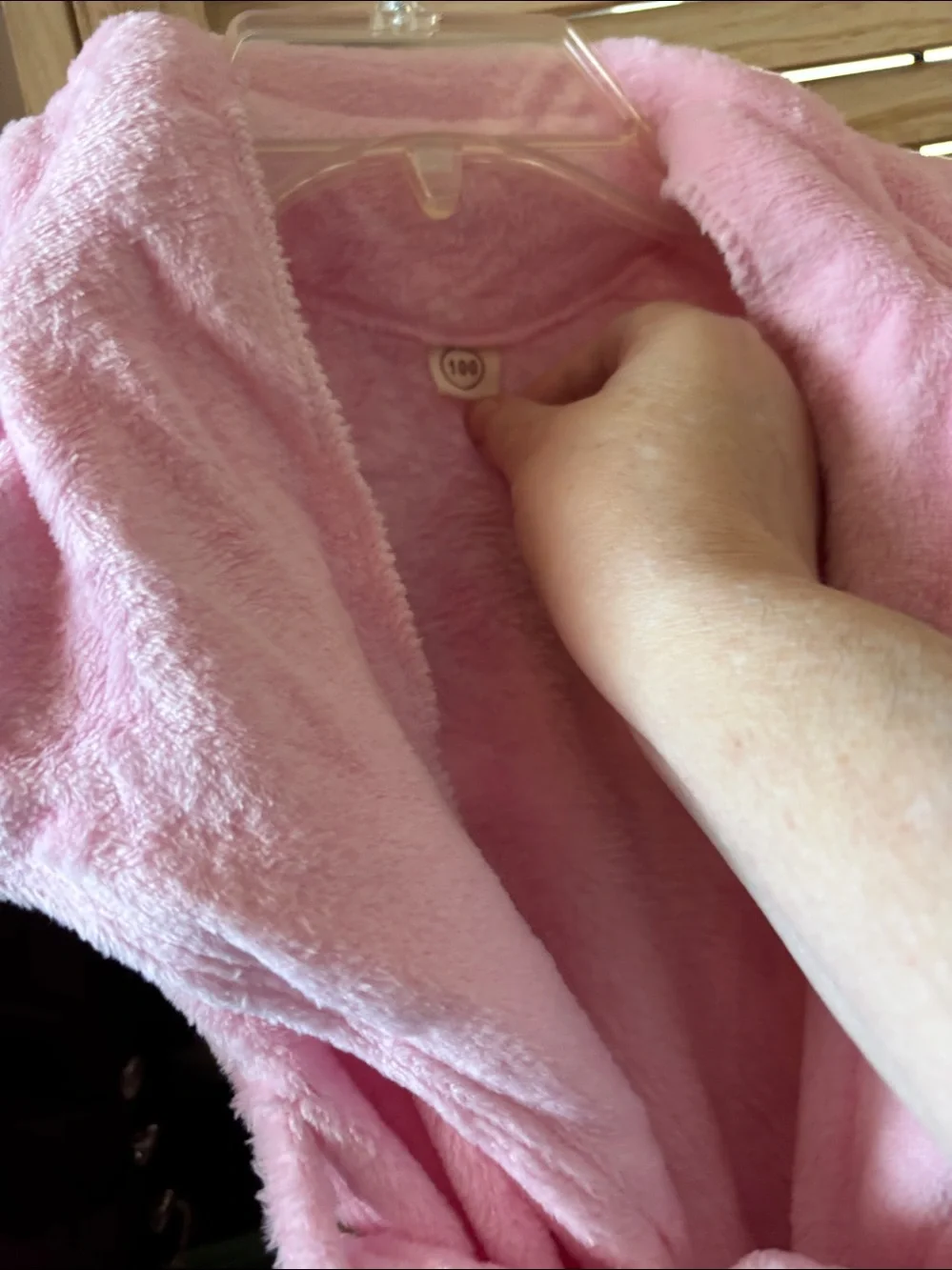 Soft Plush Pink Bathrobe for Toddlers 100 3T NWOT